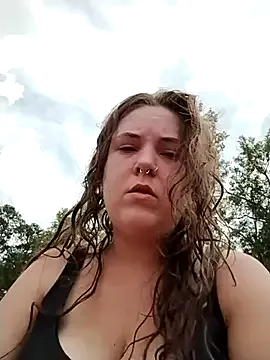 Yui-Ch – webcam model profile photo Image 6