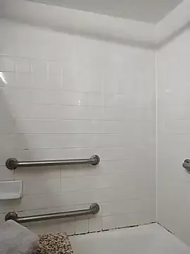 Yui-Ch – webcam model profile photo Image 8