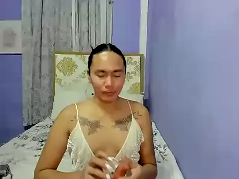 GiselleParton – webcam model profile photo Image 18