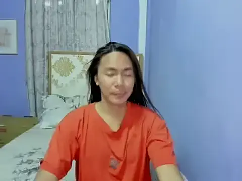 GiselleParton – webcam model profile photo Image 4