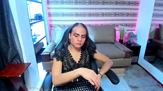 Big_SlutNasty – webcam model profile photo Image 10