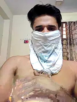 roouse – webcam model profile photo Image 18
