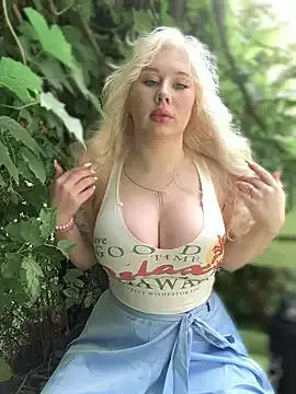 CleoLangley – webcam model profile photo Image 12