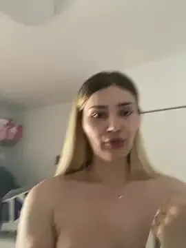 larasexy35 Image 5