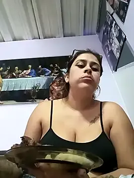 roouse – webcam model profile photo Image 8