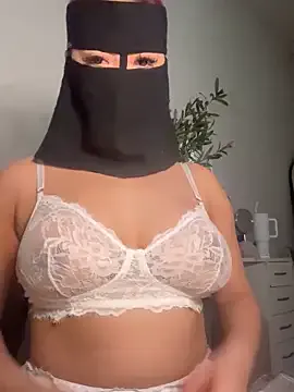 Megu_Melon – webcam model profile photo Image 19