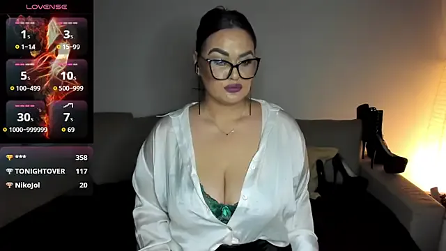 roouse – webcam model profile photo Image 19