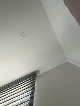 zui_lu – webcam model profile photo Image 7