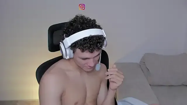 ManaMi-maru – webcam model profile photo Image 12