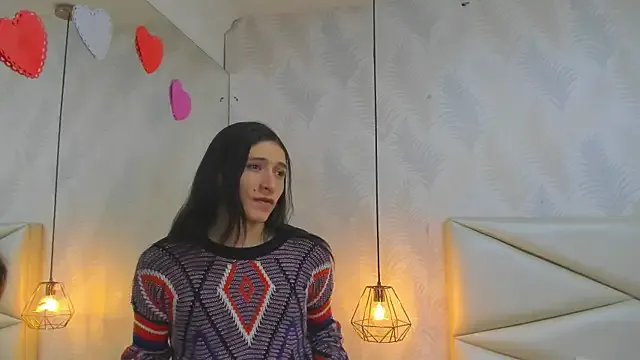 Humsafar-HDX-13 – webcam model profile photo Image 3