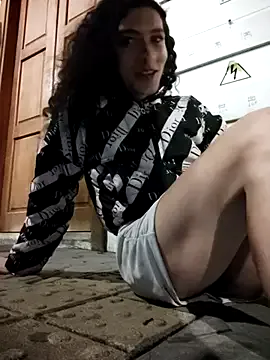 Humsafar-HDX-13 – webcam model profile photo Image 6