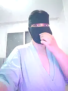 LiaWest – webcam model profile photo Image 4