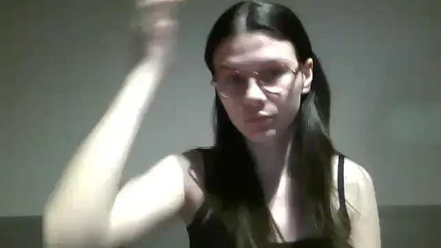 _MiaQueen_ – webcam model profile photo Image 3