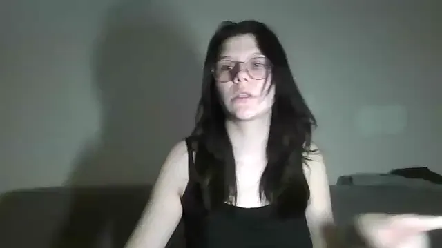 _MiaQueen_ – webcam model profile photo Image 4