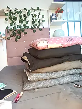 oxo_yuna_oxo – webcam model profile photo Image 11