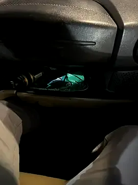 roouse – webcam model profile photo Image 7