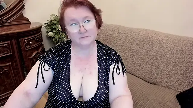HeleneMonroe – webcam model profile photo Image 5