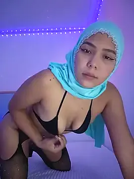 leila-ademuz Image 19