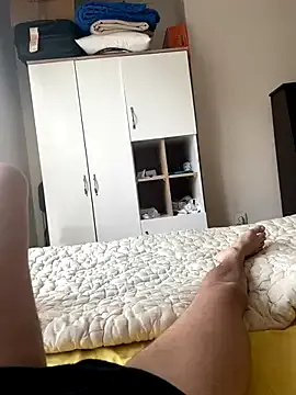  – webcam model profile photo Image 10