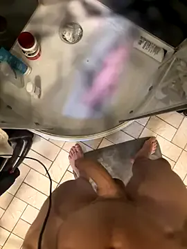 _Alicee_1 – webcam model profile photo Image 18