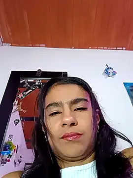 Humsafar-HDX-13 – webcam model profile photo Image 7