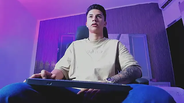 ASUKA-TV – webcam model profile photo Image 10