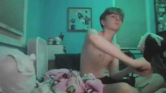 oypo – webcam model profile photo Image 16