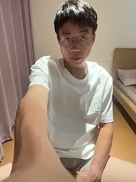 Nonchan_ – webcam model profile photo Image 17