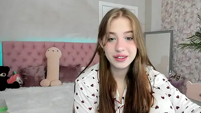 841_yayoi cam model Image 5