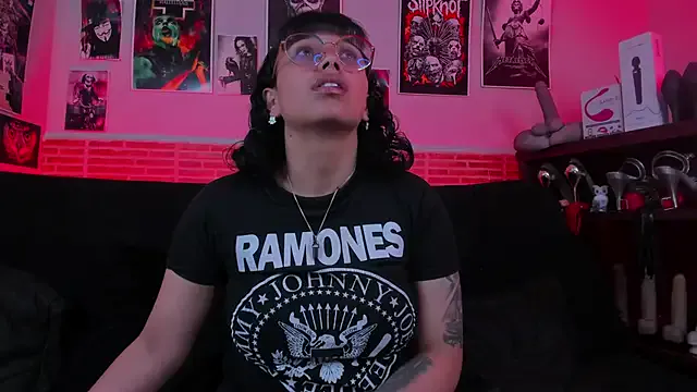 TarraKate – webcam model profile photo Image 18