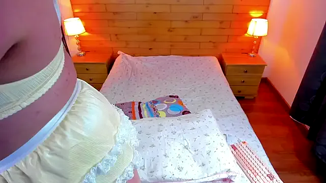 NANA_7 – webcam model profile photo Image 15