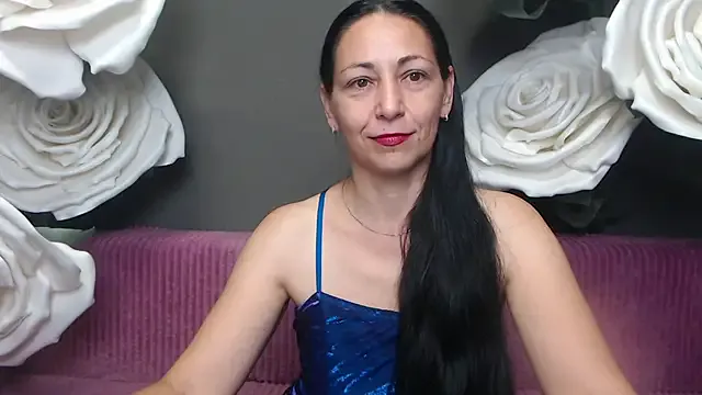 LiaWest – webcam model profile photo Image 16