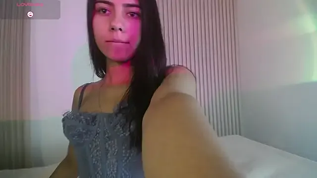 KittyMoretti – webcam model profile photo Image 16