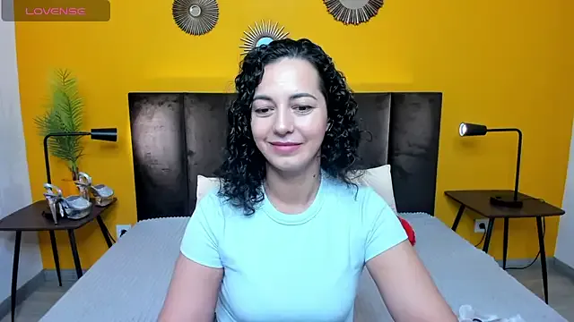 Linda_Insatiable Image 15