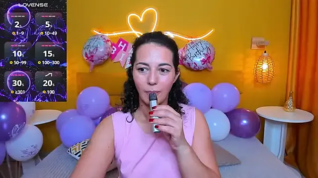 Linda_Insatiable Image 16