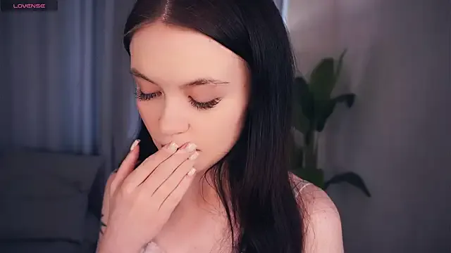 Humsafar-HDX-13 – webcam model profile photo Image 2