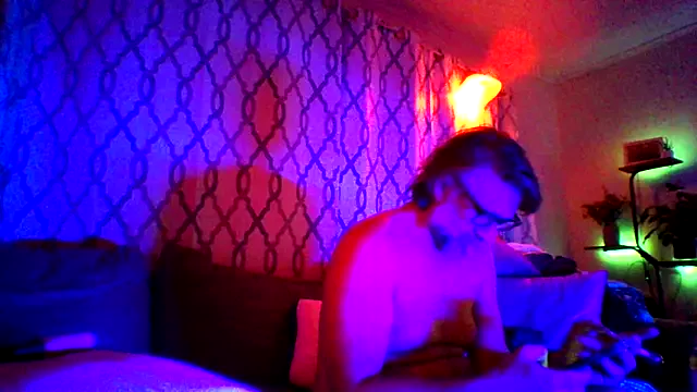 dirtypub – webcam model profile photo Image 15