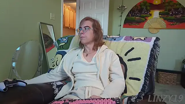 TSLeaMarie – webcam model profile photo Image 18