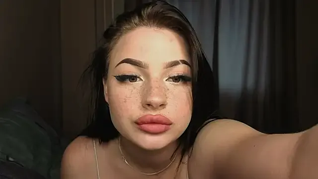 RollingGirls – webcam model profile photo Image 12