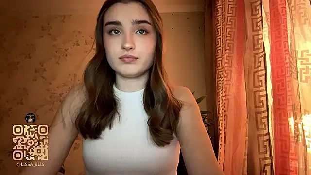 BelleWinter – webcam model profile photo Image 2