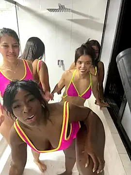 oxo_yuna_oxo – webcam model profile photo Image 13