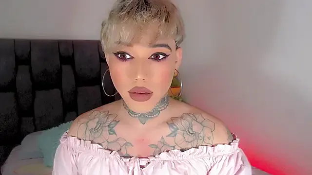 CleoLangley – webcam model profile photo Image 3