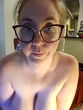 BarbieRaw – webcam model profile photo Image 11
