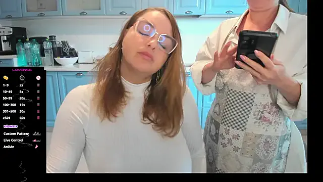 Men-esthe-Live – webcam model profile photo Image 2