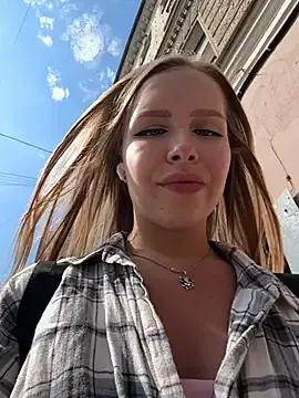 Liza_risky Image 18