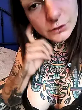 lizzardqueeen Image 2