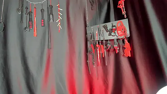 Loana_bastian_bdsm Image 2