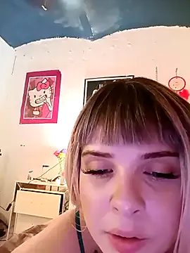 roouse – webcam model profile photo Image 3