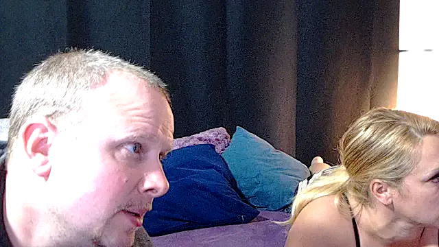 NA-KAREN-V8 – webcam model profile photo Image 1