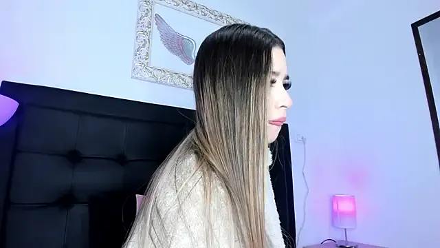 HeatherOwens – webcam model profile photo Image 4